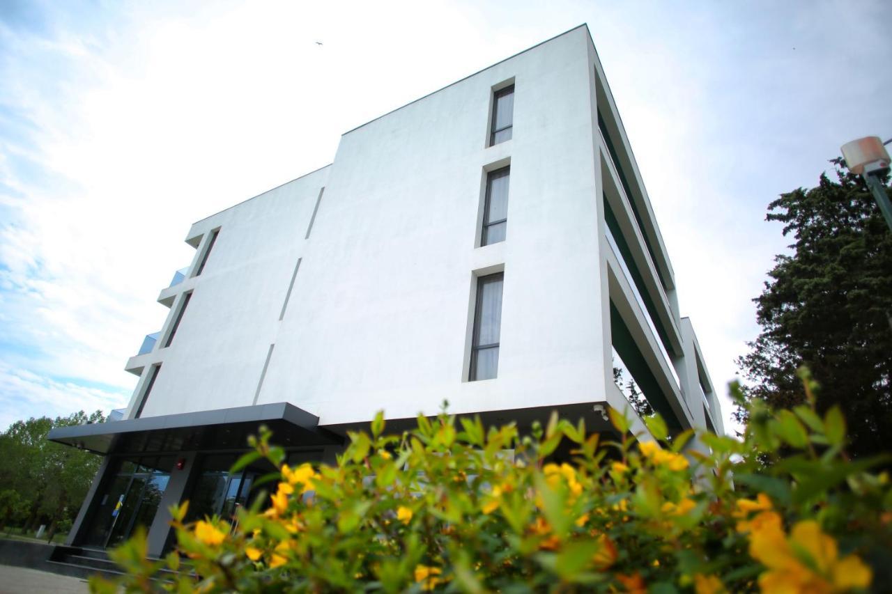 Popas Zodiac Hotel Jupiter Exterior photo