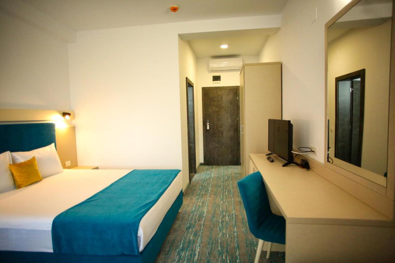 Popas Zodiac Hotel Jupiter Exterior photo